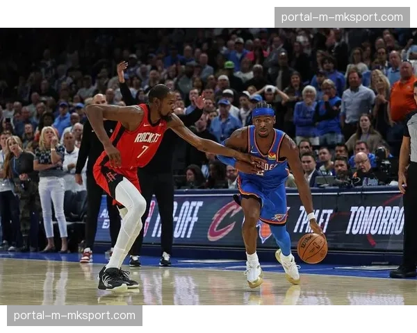 NBA季后赛：雷霆4-0横扫湖人，卫冕冠军强势晋级西部决赛